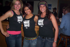 1071-1 - Noisy Neighbors Band at Kelly's Bleachers