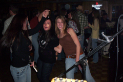 196-1 - Noisy Neighbors Band at Lindey's on Lake Beulah