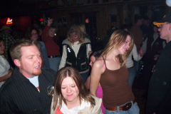 201-1 - Noisy Neighbors Band at Lindey's on Lake Beulah