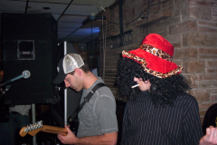 202-1 - Noisy Neighbors Band at Lindey's on Lake Beulah