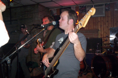 211-1 - Noisy Neighbors Band at Lindey's on Lake Beulah