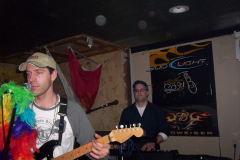 244-1 - Noisy Neighbors Band at Knucklehead Pub in Eagle