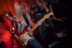 1144-1 - Noisy Neighbors Band at Lindey's on Lake Beulah