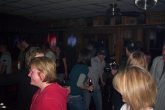 1147-1 - Noisy Neighbors Band at Lindey's on Lake Beulah