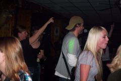 1161-1 - Noisy Neighbors Band at Lindey's on Lake Beulah
