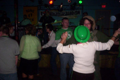 100_0769 - Noisy Neighbors Band at Coconut Joe's