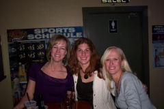 306-1 - Noisy Neighbors Band at Rookies Okauchee