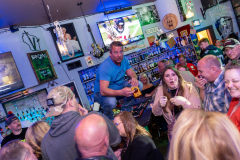 Vino-etc-oconomowoc-Noisy-Neighbors-Band-DSC01685-20240412