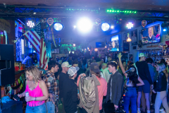 Vino-etc-oconomowoc-Noisy-Neighbors-Band-DSC01739-20240412