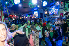 Vino-etc-oconomowoc-Noisy-Neighbors-Band-DSC01747-20240412