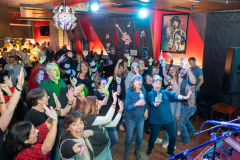 Maddys-Bar-and-Music-Lounge-Waukesha-WI-Noisy-Neighbors-Band-DSC02134-20240426