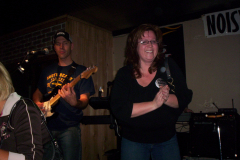 395-1  - Noisy Neighbors Band at Knucklehead Pub in Eagle