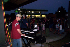 100_0495 - Noisy Neighbors Band at Pewaukee Waterfront Wednesday's
