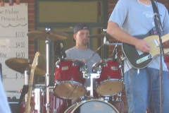 june2005-133 - Noisy Neighbors Band at Pewaukee Waterfront Wednesday's