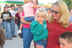 june2005-139 - Noisy Neighbors Band at Pewaukee Waterfront Wednesday's