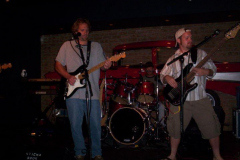 100_0509 - Noisy Neighbors Band at MADISON AVE./ JOHNNY O'S