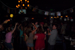 510-1Noisy Neighbors Band at Mo's Irish Pub in Wauwatosa