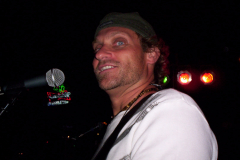529-1Noisy Neighbors Band at Mo's Irish Pub in Wauwatosa