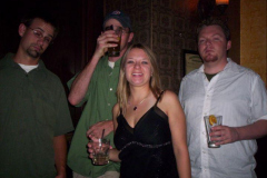 100_1742 - Noisy Neighbors Band at Mo's Irish Pub Downtown Milwaukee