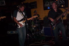 100_1775 - Noisy Neighbors Band at Mo's Irish Pub Downtown Milwaukee