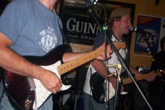100_1810 - Noisy Neighbors Band at Mo's Irish Pub Downtown Milwaukee