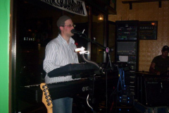 100_1811 - Noisy Neighbors Band at Mo's Irish Pub Downtown Milwaukee