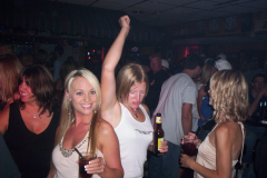 538-1 - Noisy Neighbors Band at Lindey's on Lake Beulah in East Troy