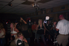 569-1 - Noisy Neighbors Band at Lindey's on Lake Beulah in East Troy