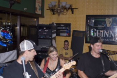 pict0098 - Noisy Neighbors Band at Mo's Irish Pub Downtown Milwaukee