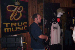 100_0297 - Noisy Neighbors Band at Lindey's on Lake Beulah