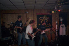 100_0310 - Noisy Neighbors Band at Lindey's on Lake Beulah