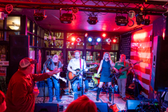 Noisy-Neighbors-Band-Vino-Etcetera-Oconomowoc-20231202-DSC00283