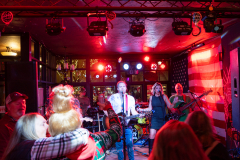 Noisy-Neighbors-Band-Vino-Etcetera-Oconomowoc-20231202-DSC00302