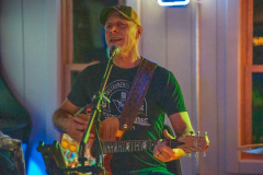 DSC05036-20251206-House-of-Heilemans-Noisy-Neighbors-Band