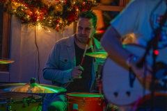 DSC05041-20251206-House-of-Heilemans-Noisy-Neighbors-Band