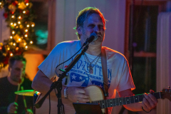 DSC05053-20251206-House-of-Heilemans-Noisy-Neighbors-Band
