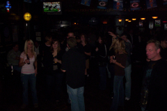 1045-1- Noisy Neighbors Band at Mo's Irish Pub in Wauwatosa