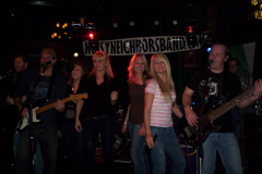 1050-1- Noisy Neighbors Band at Mo's Irish Pub in Wauwatosa