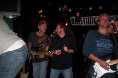 1054-1- Noisy Neighbors Band at Mo's Irish Pub in Wauwatosa