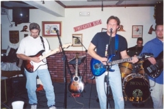 b4.fhouse Noisy Neighbors Band